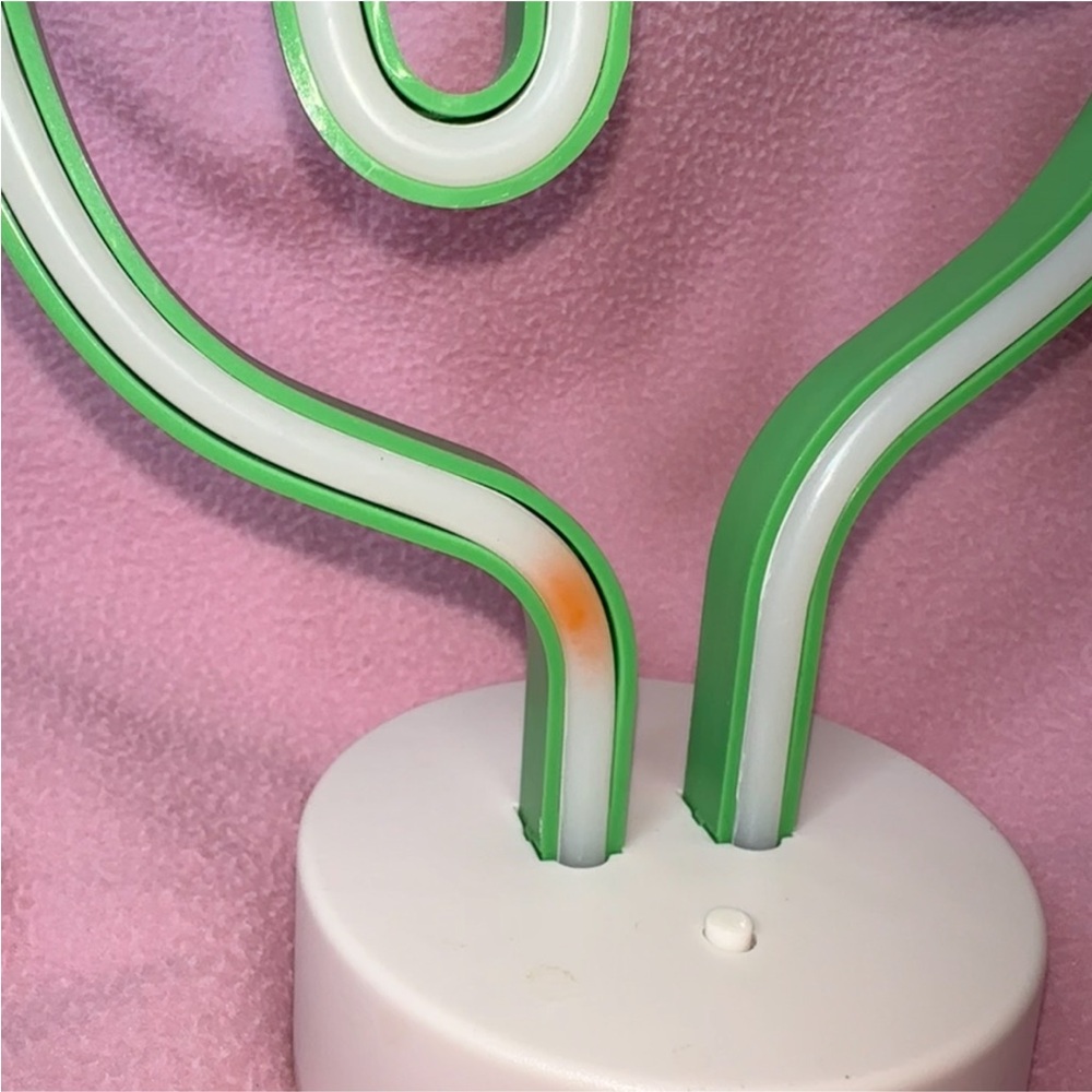 Neon Light Up Cactus🌵 - Picture 6 of 6